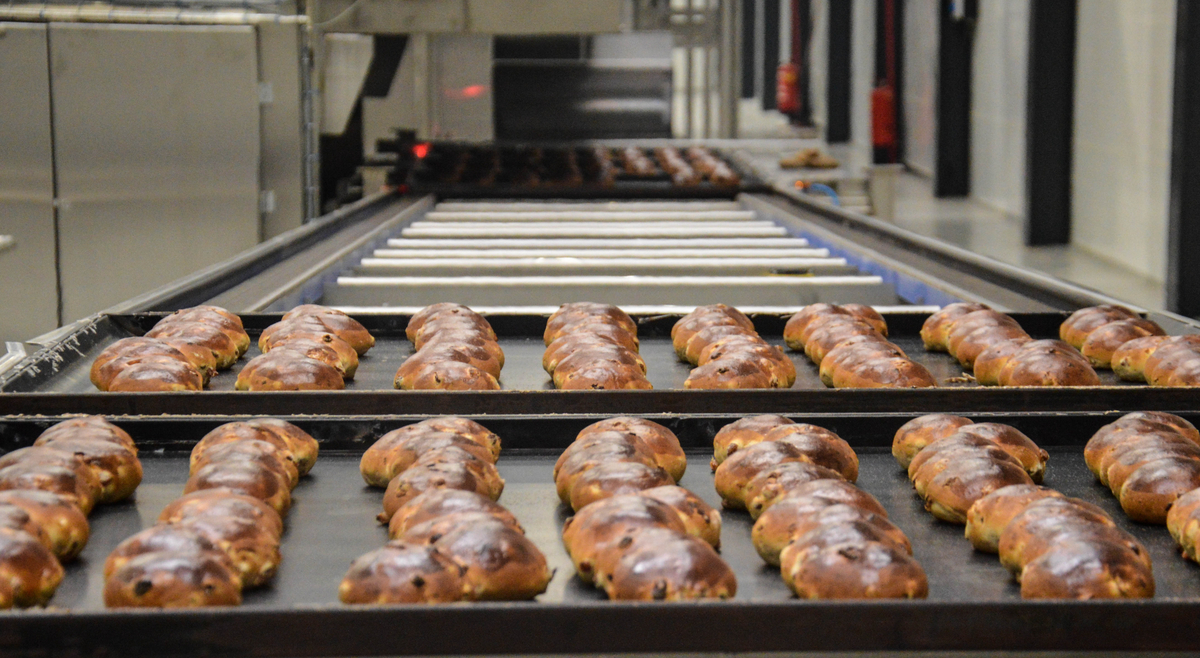 Achter de schermen bij… de bakkerij van Hoogvliet